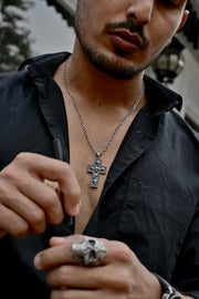 Hellman Cross Pendant (Sterling Silver)